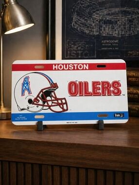 Vintage Houston "Oilers" Plastic License Plate Regular Size